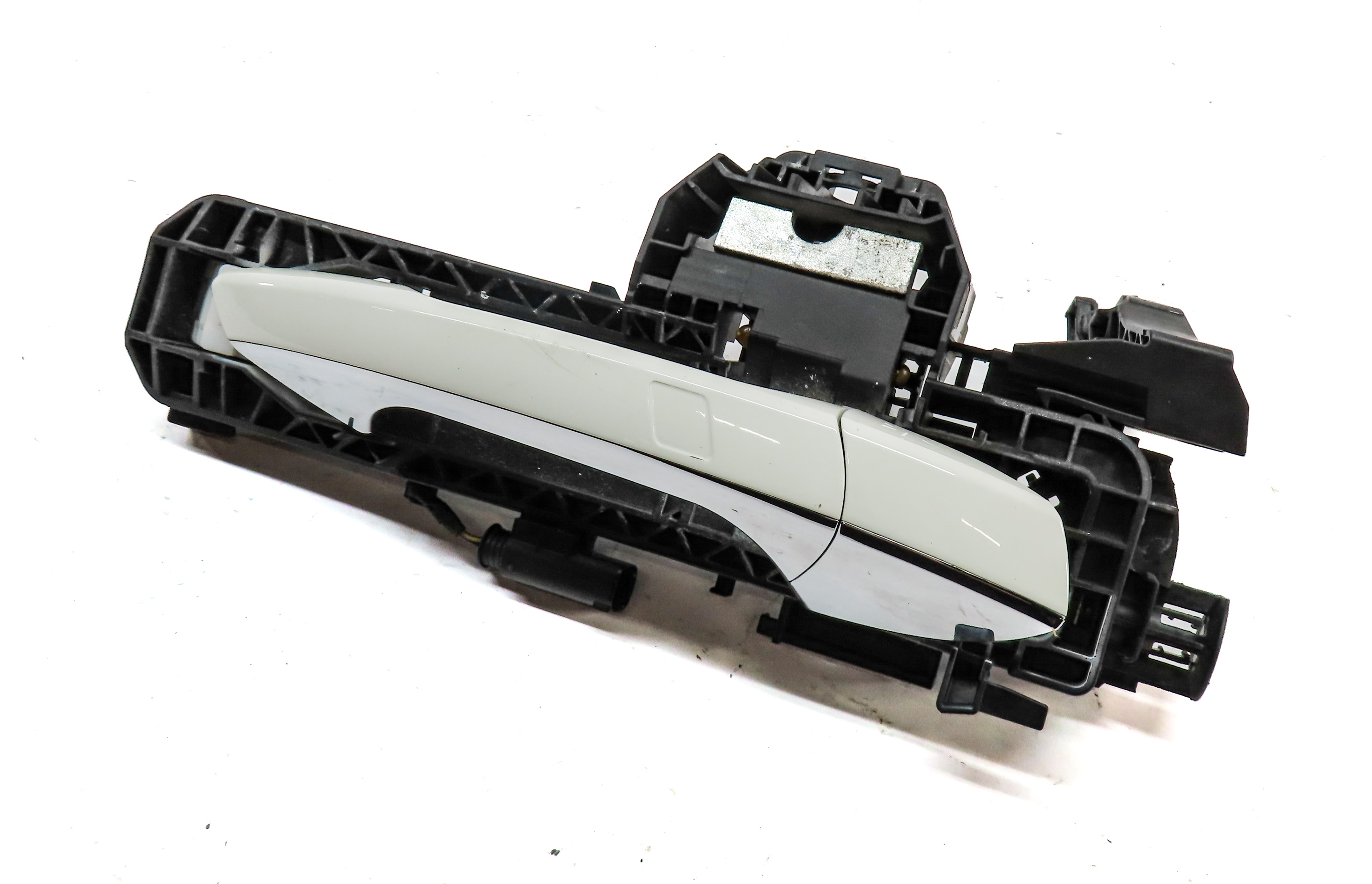 08-16 MERCEDES C E GL ML CLASS FRONT or REAR RIGHT KEYLESS DOOR HANDLE (White) — exact item pictured